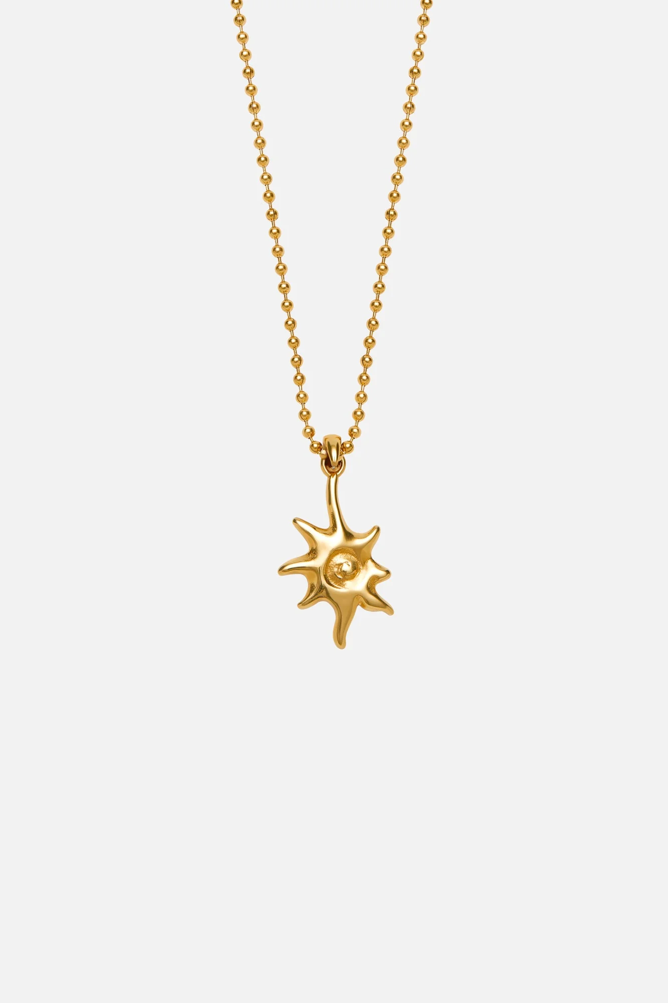 ARA NECKLACE