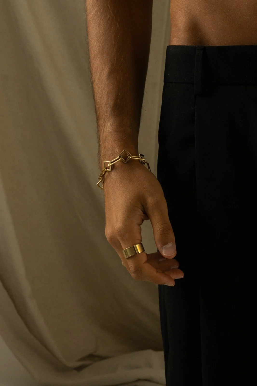 ARC BRACELET - Image 2