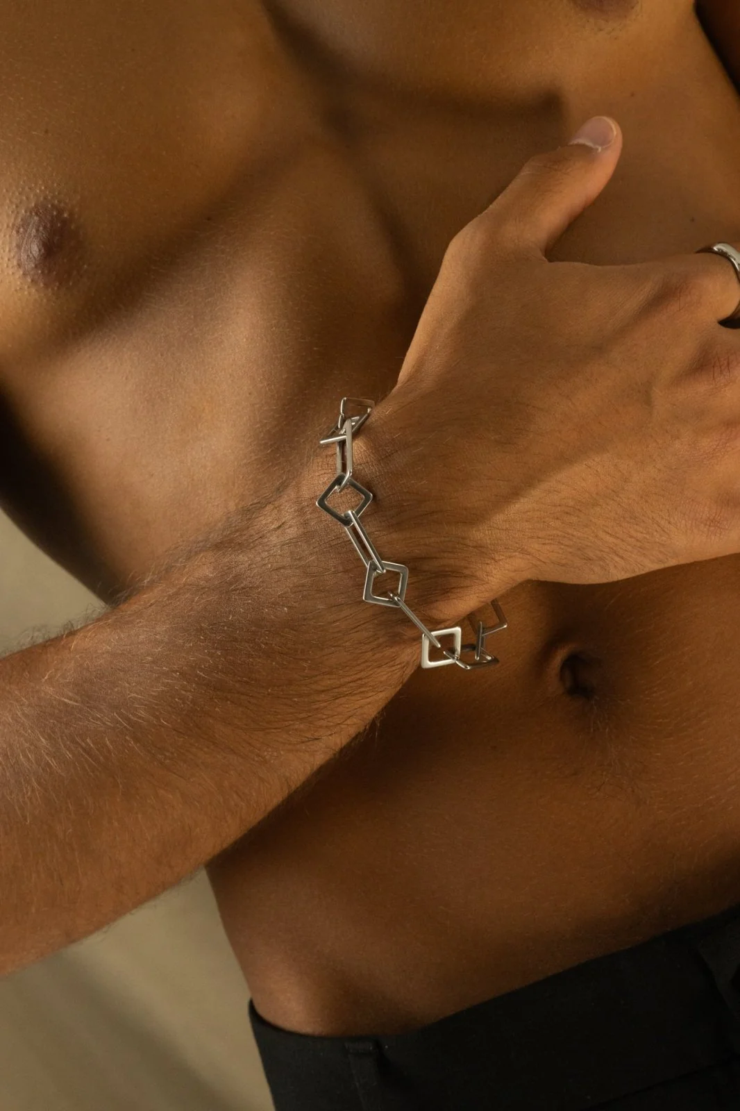 ARC BRACELET - Image 6
