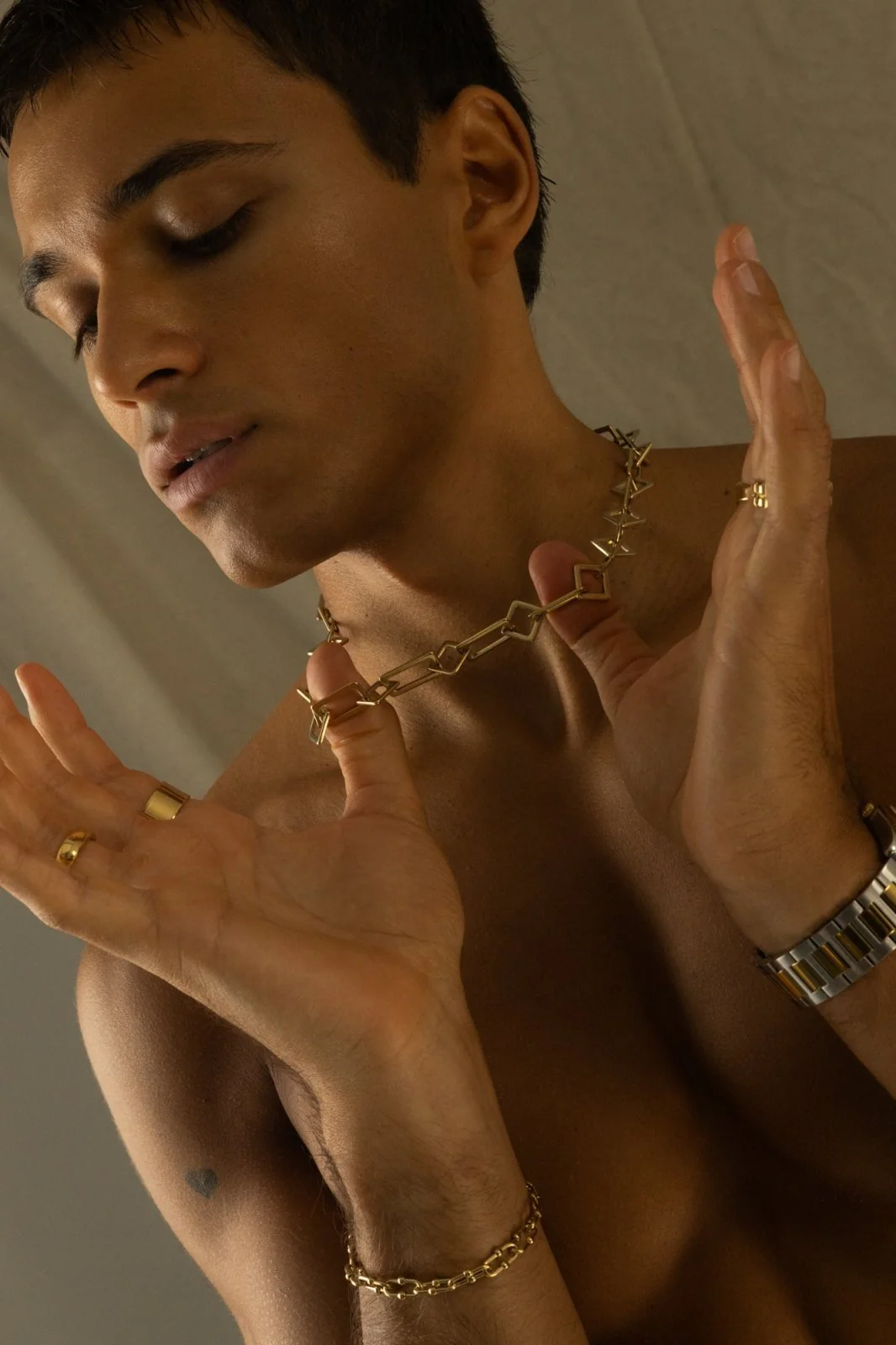 ARC NECKLACE - Image 2