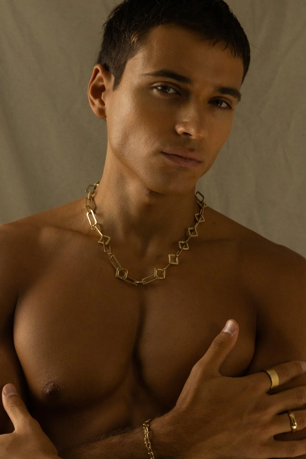 ARC NECKLACE - Image 6