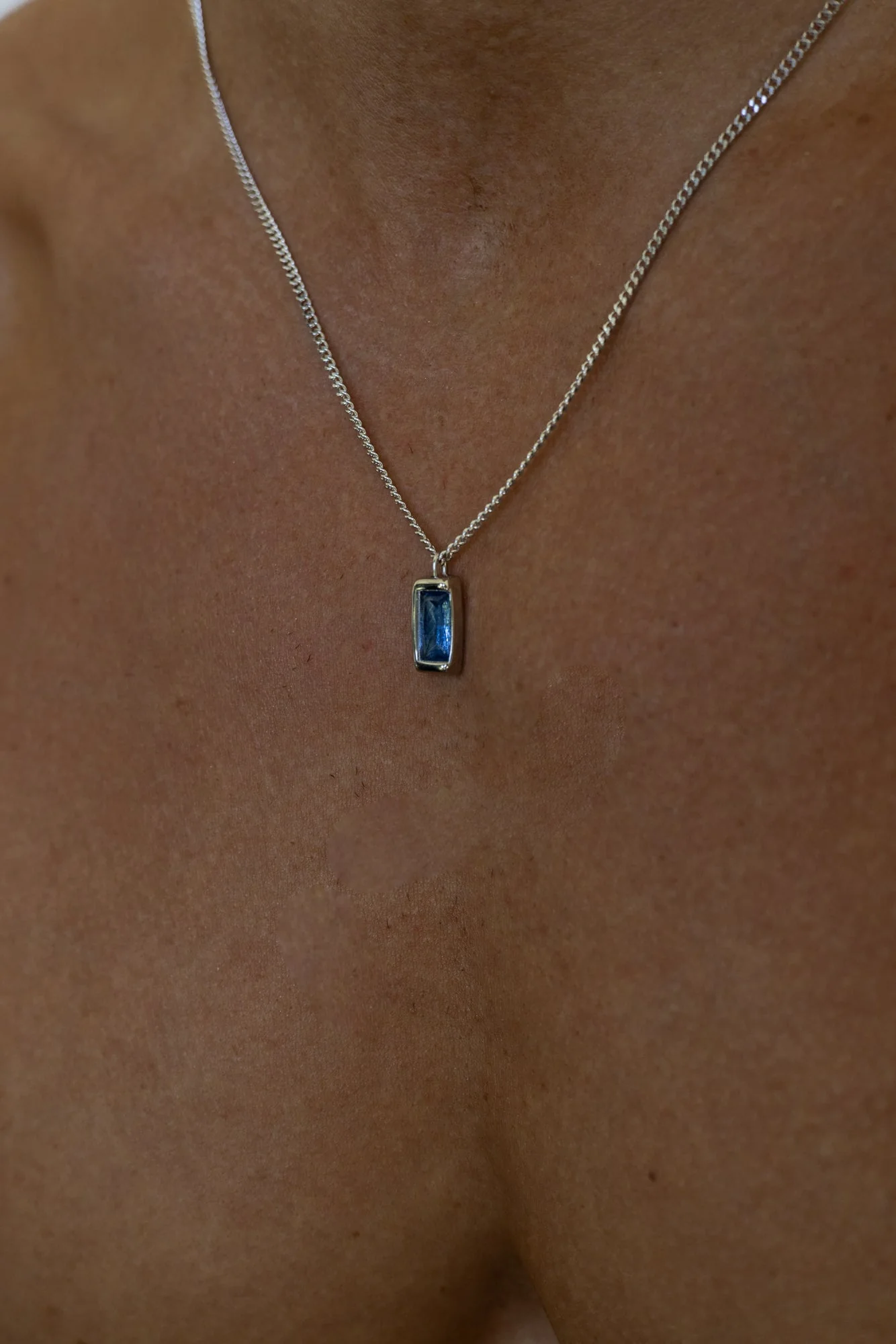 ATLAS NECKLACE - Image 6
