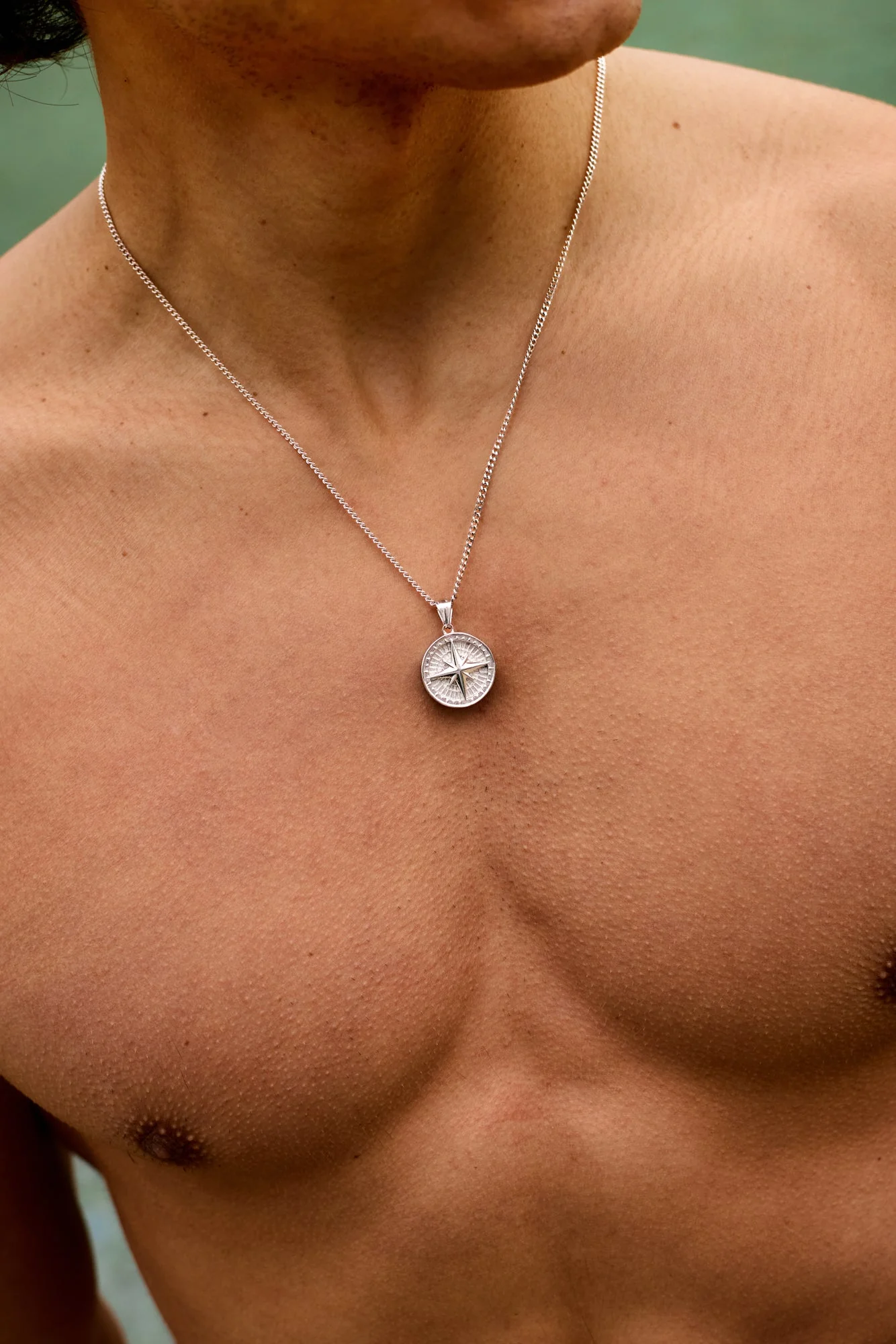 COMPASS NECKLACE - Image 4