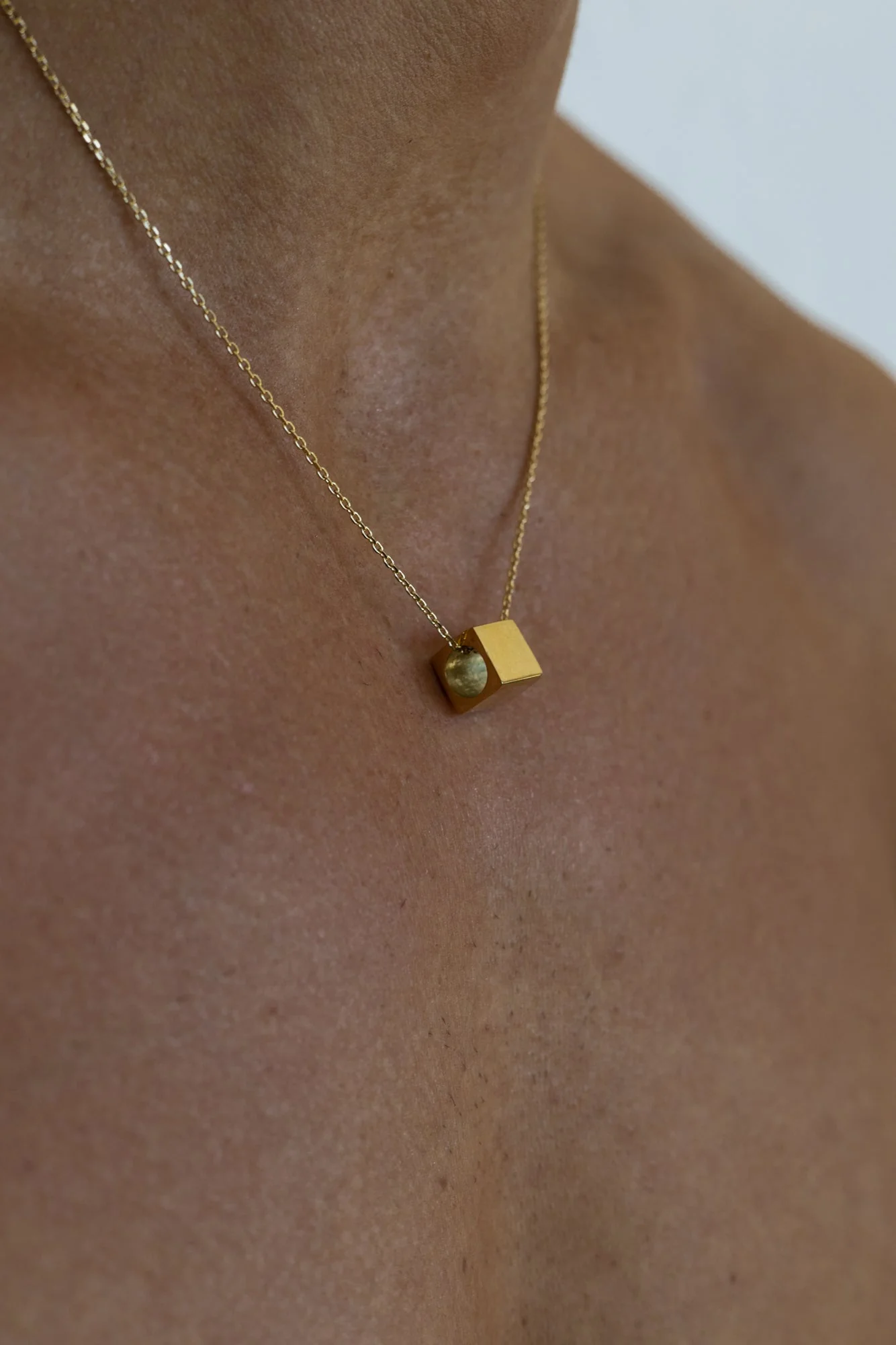 CUBE NECKLACE - Image 6
