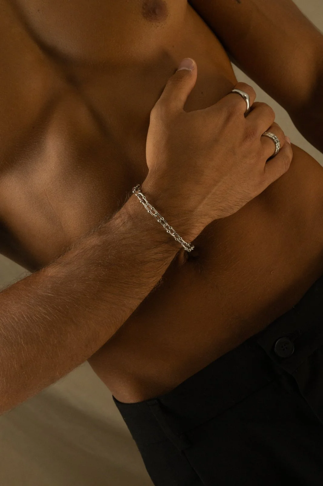 ESSENCE 7MM BRACELET - Image 2