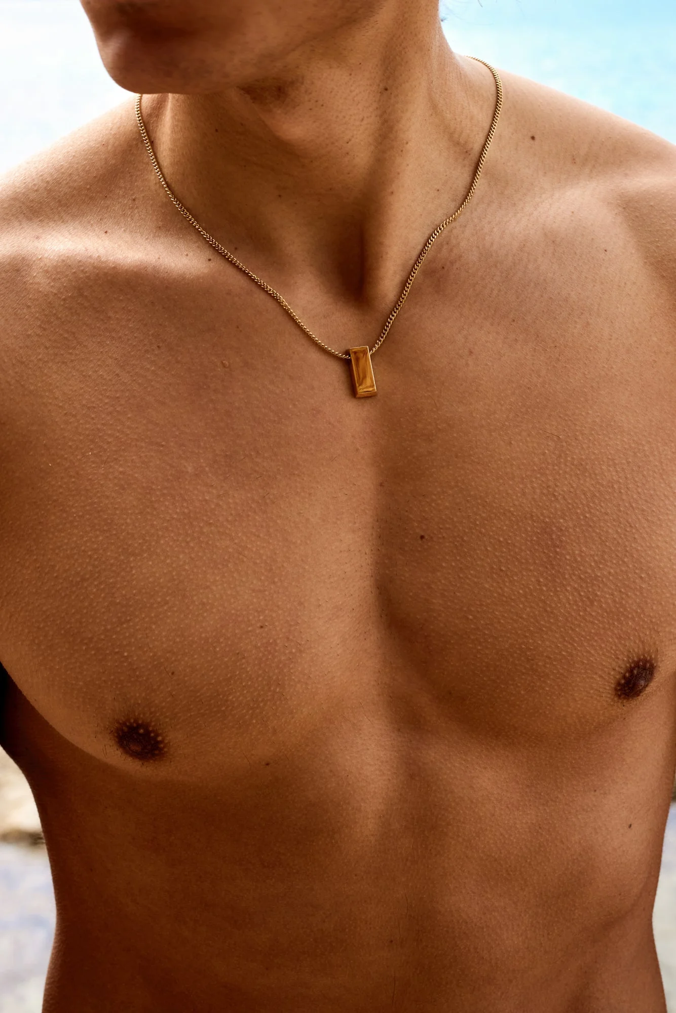 GOLD BAR NECKLACE - Image 4