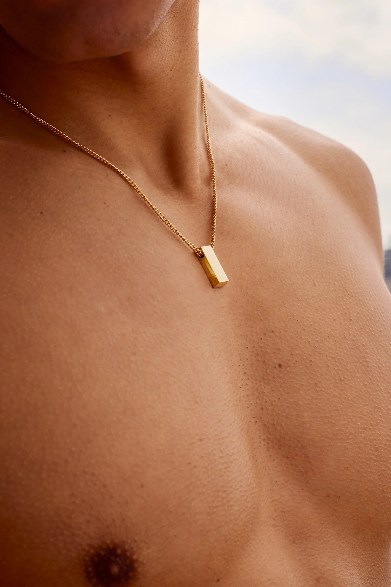GOLD BAR NECKLACE - Image 6