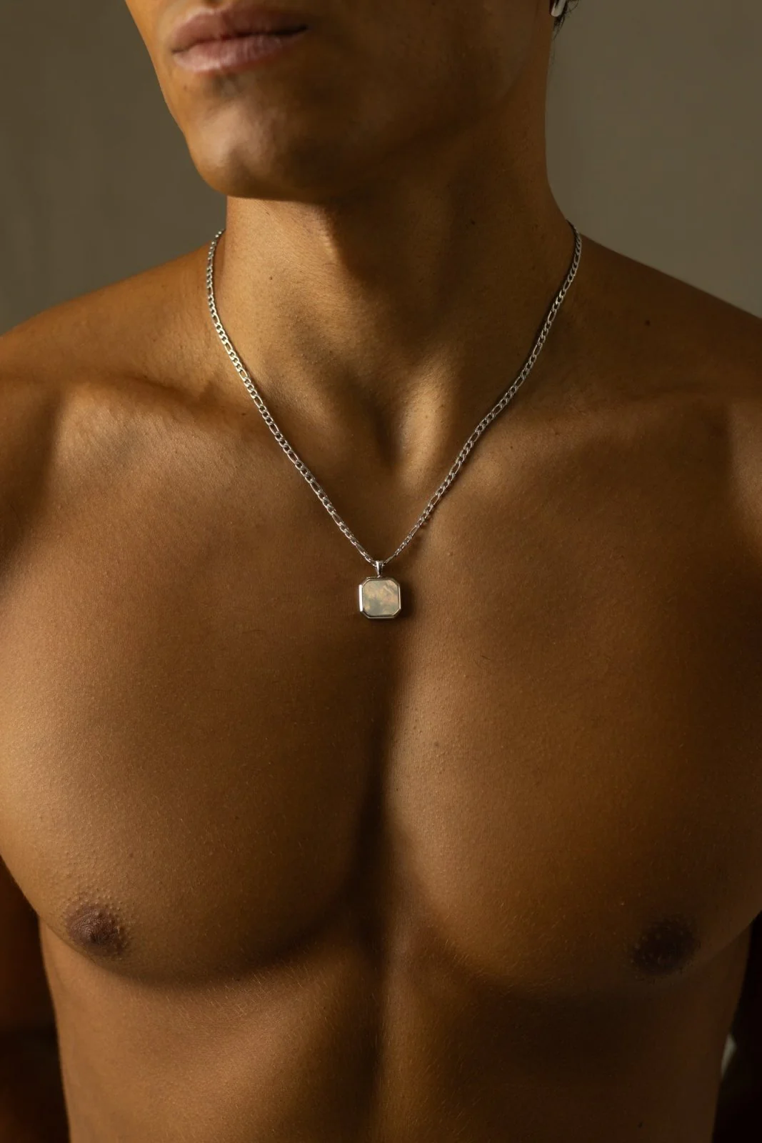 IVORY NECKLACE - Image 2