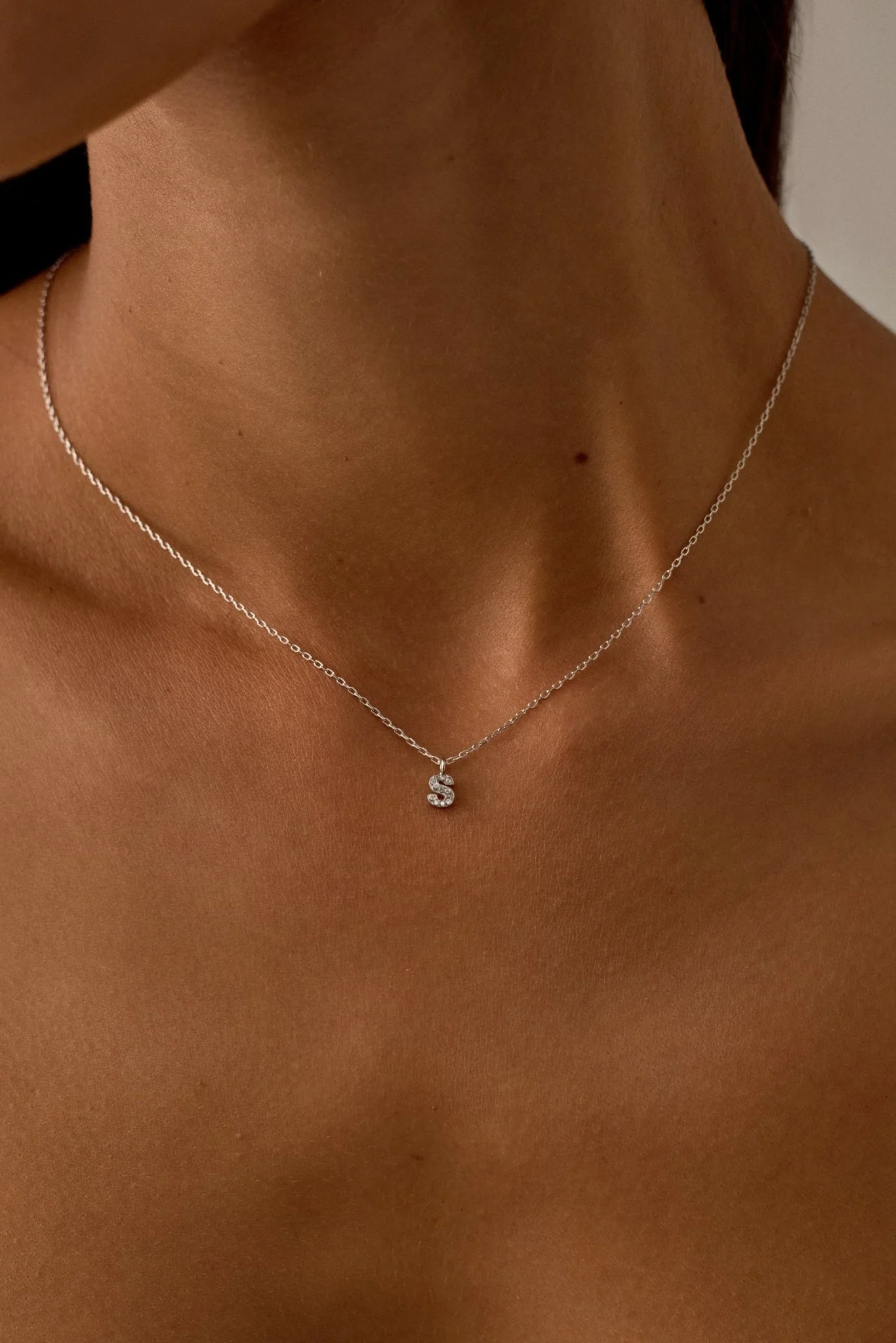 LETTER NECKLACE (A-Z) - Image 6