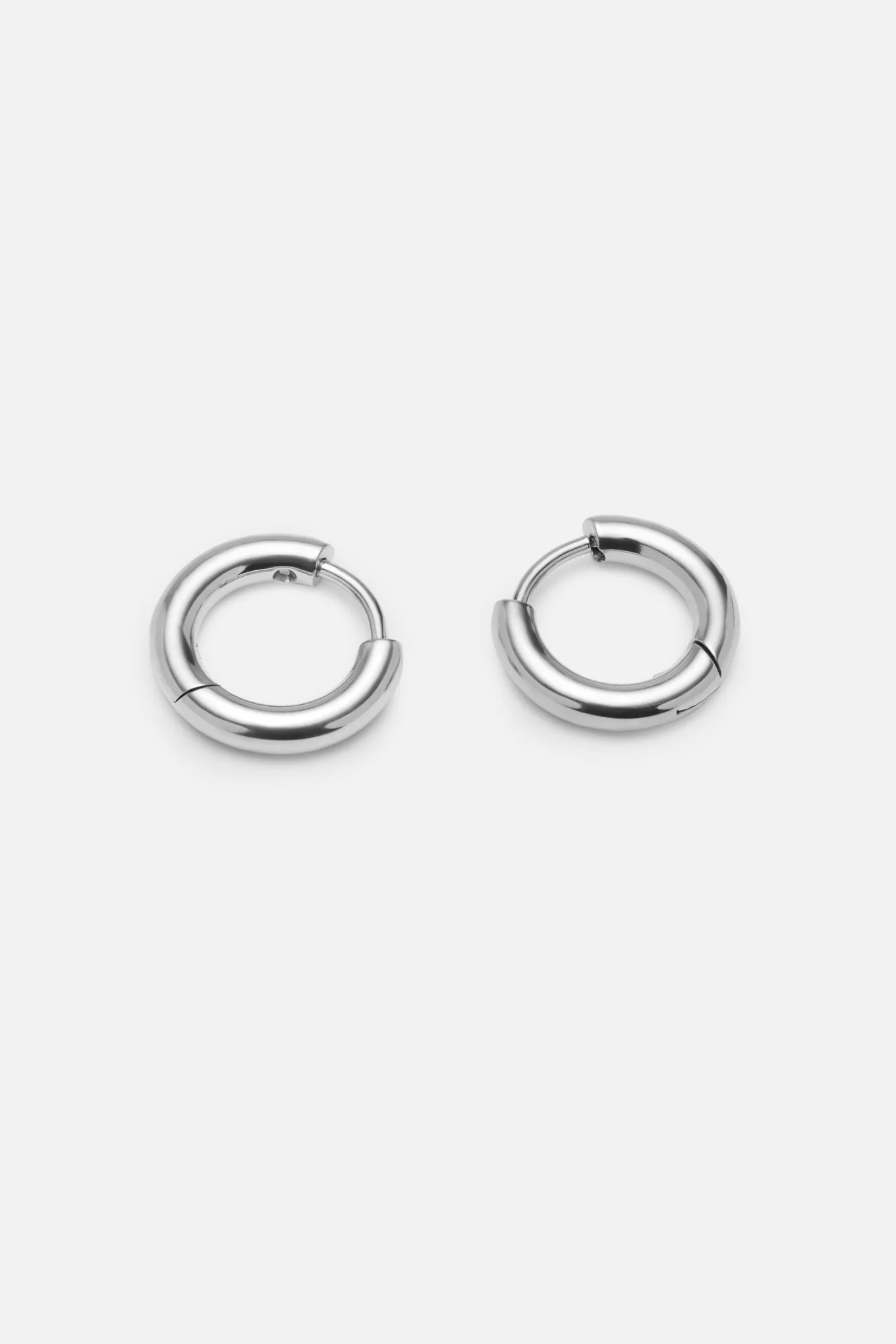 LOOP EARRINGS - Image 3