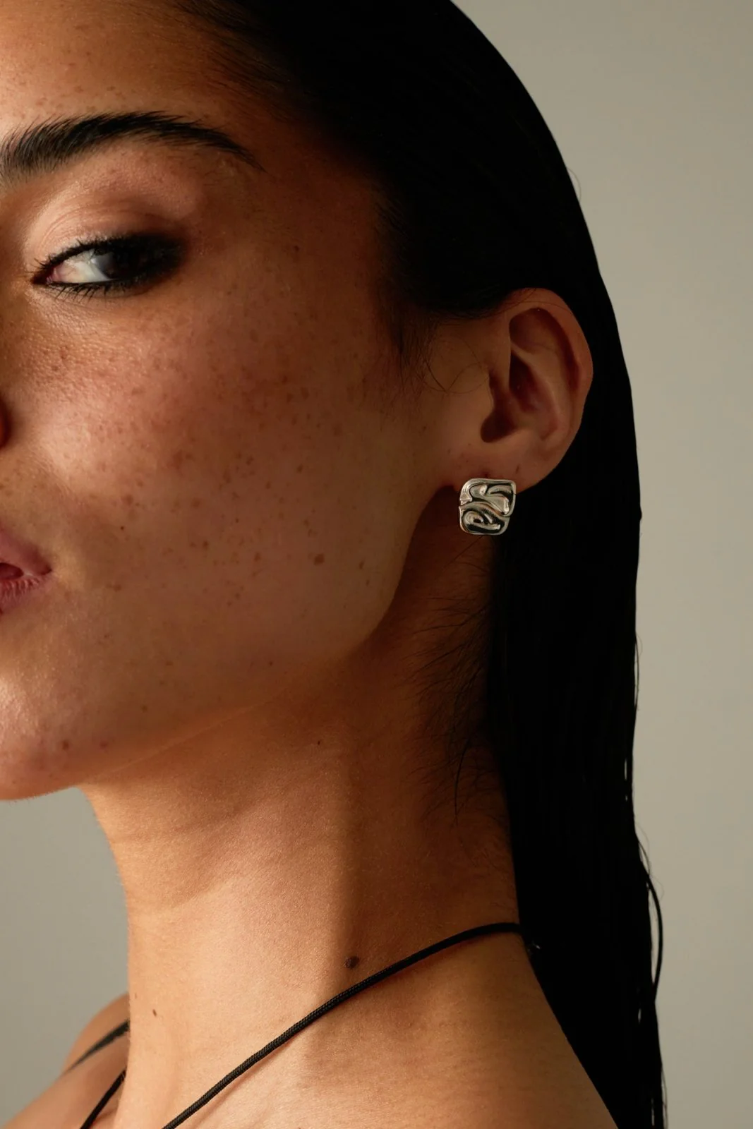 LUME EARRINGS - Image 4