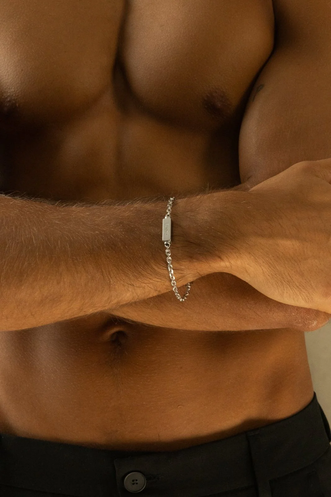 MAGNET BRACELET BRUSHED - Image 2