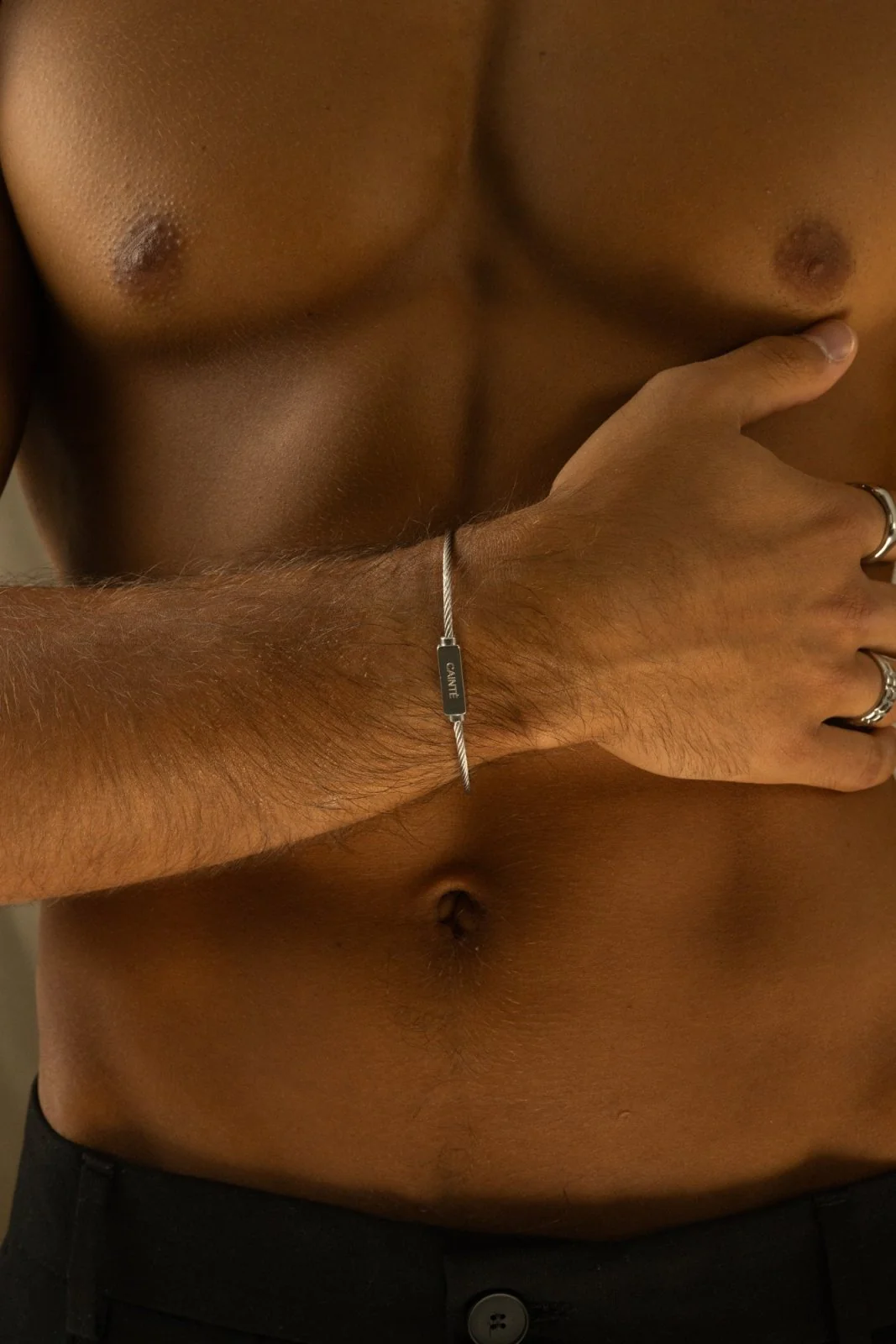 MAGNET CABLE BRACELET BRUSHED - Image 2