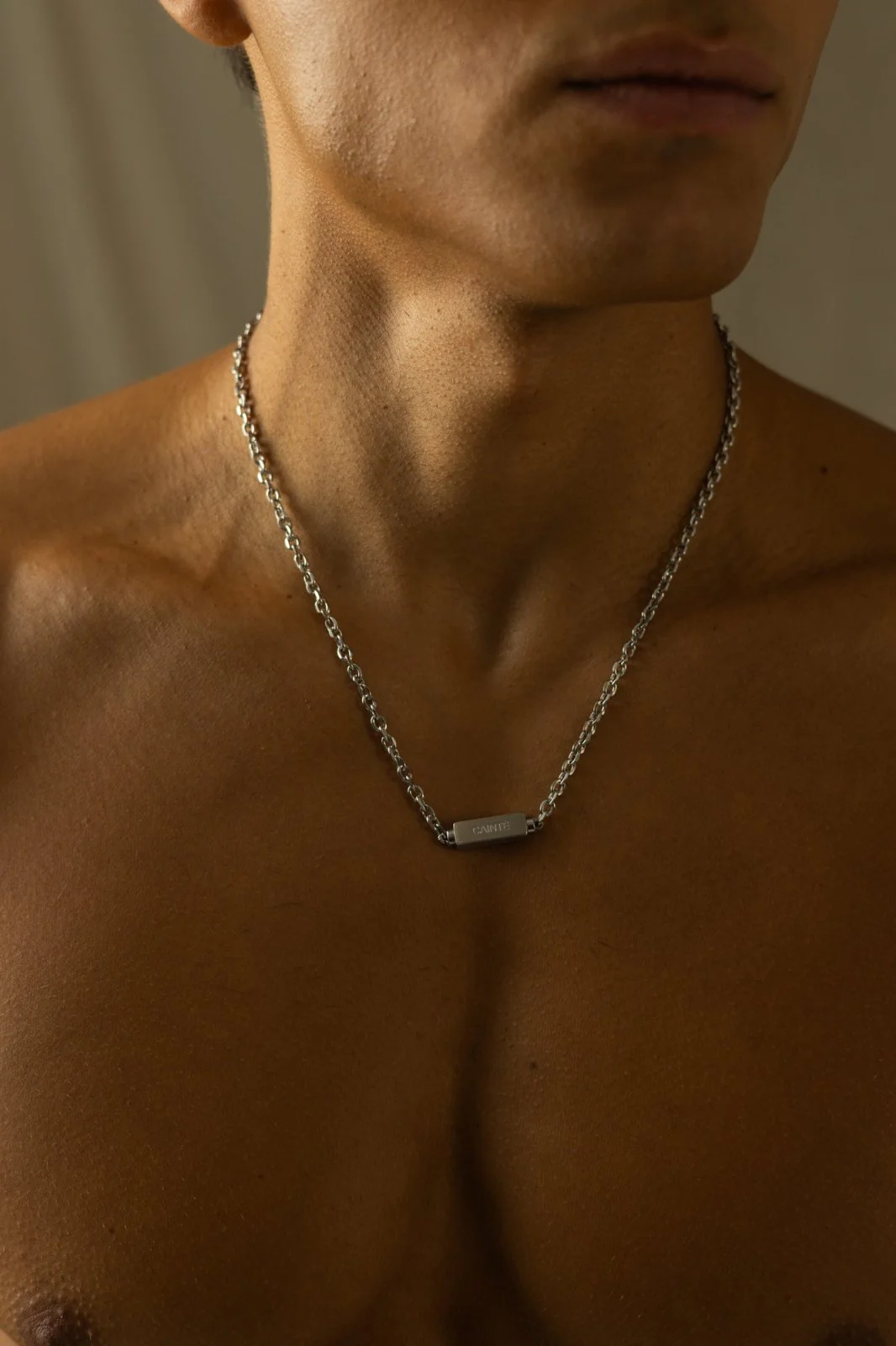 MAGNET NECKLACE BRUSHED - Image 2