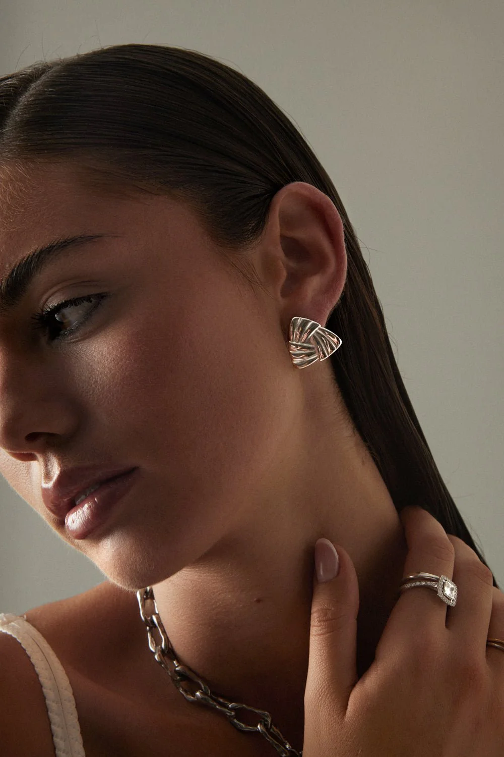 TRIANGLE EARRINGS - Image 6