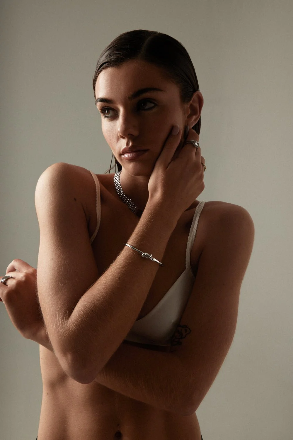 VOGUE NECKLACE - Image 4