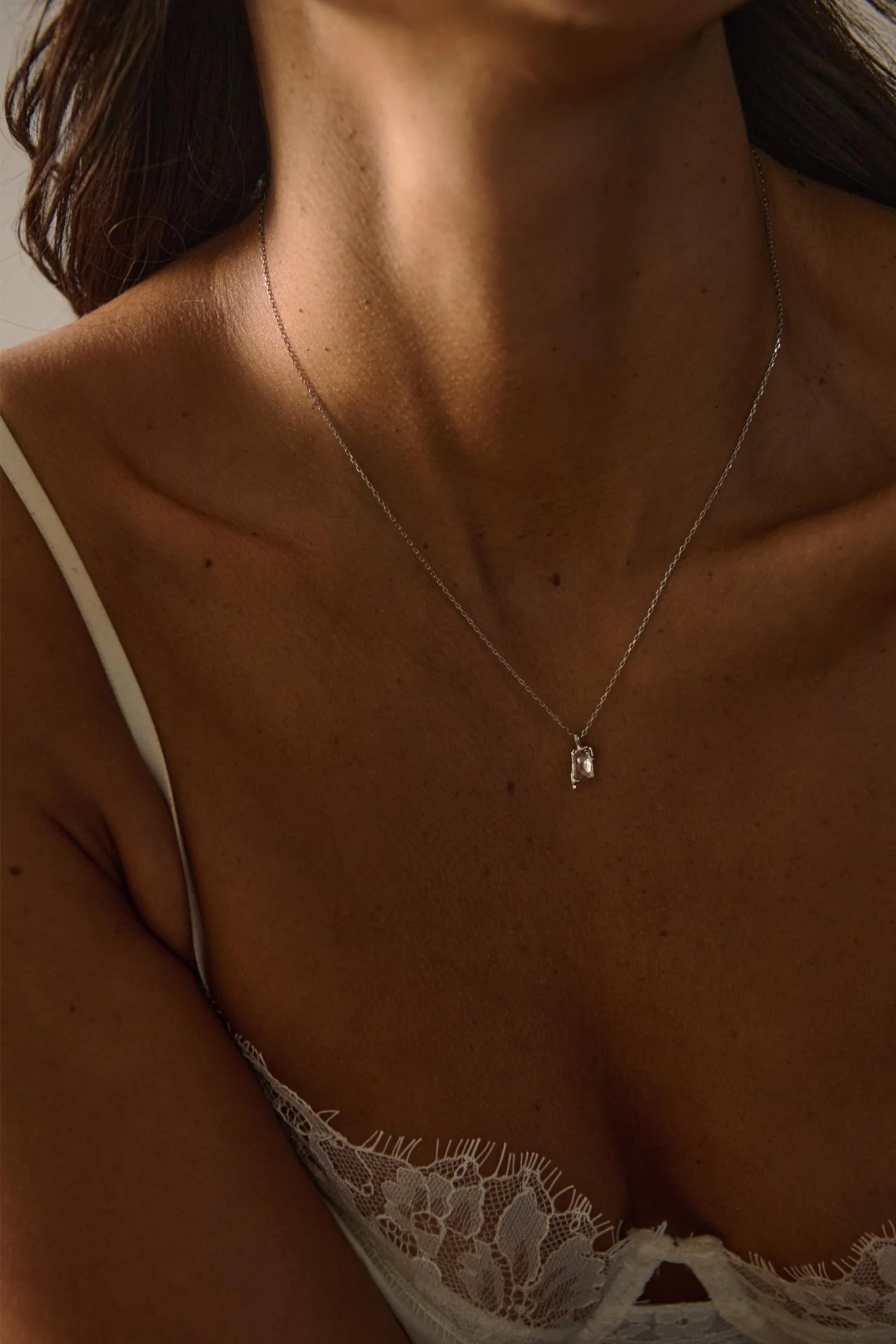 HELOISE NECKLACE - Image 4