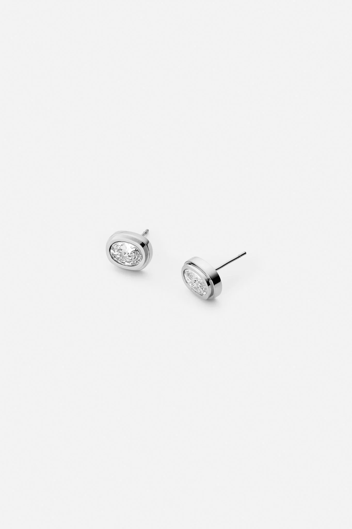 LOIE EARRINGS - Image 3
