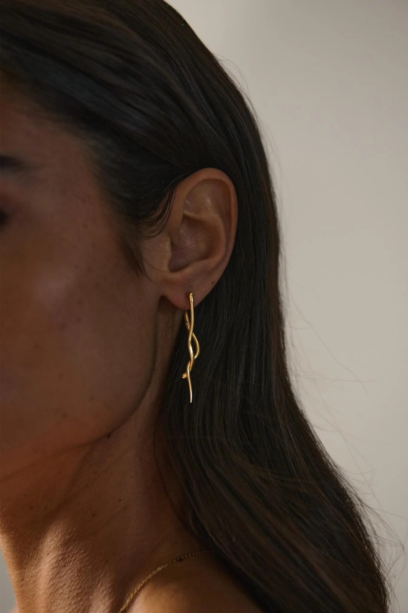 POISE EARRINGS - Image 4