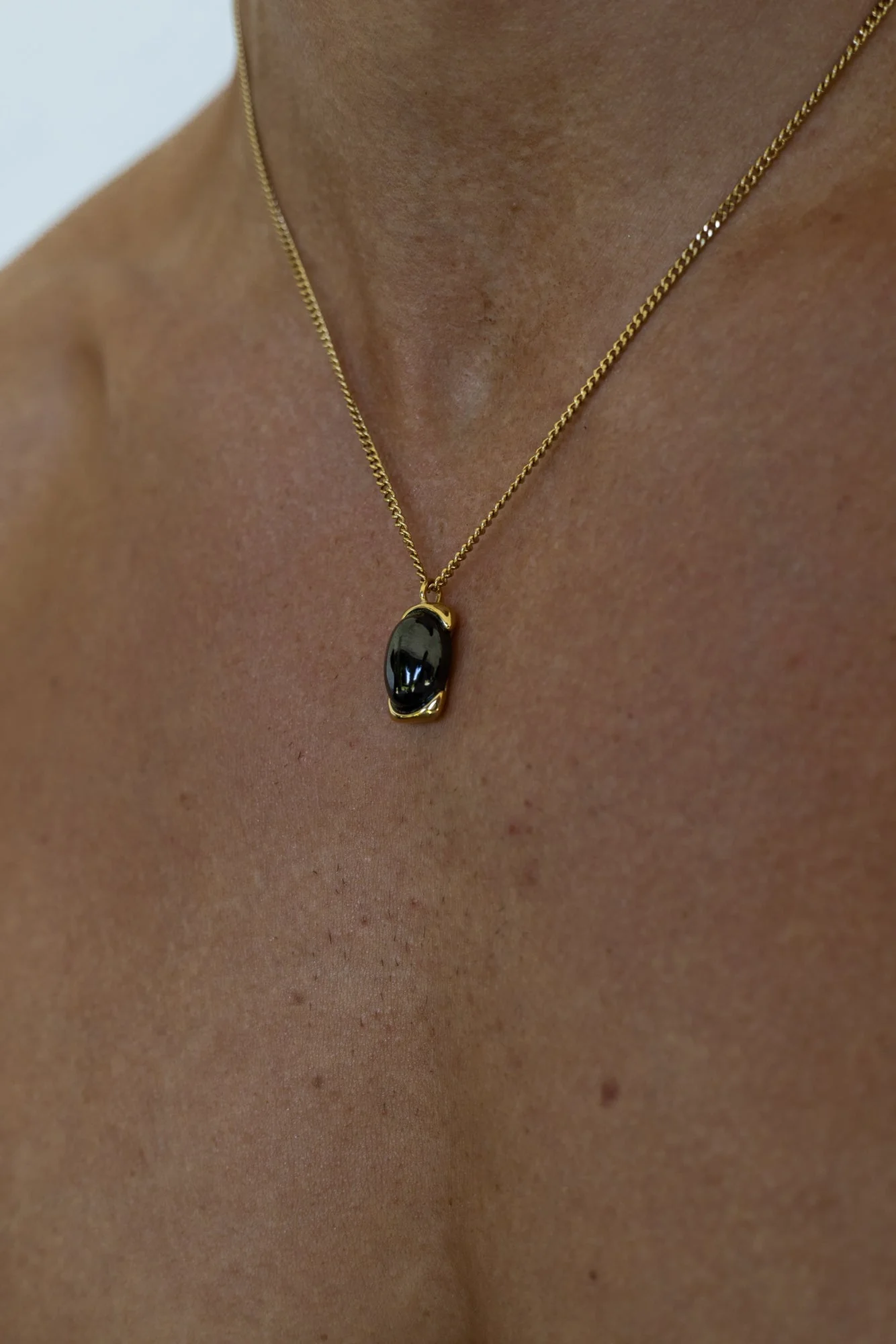 PEARL NECKLACE - Image 4