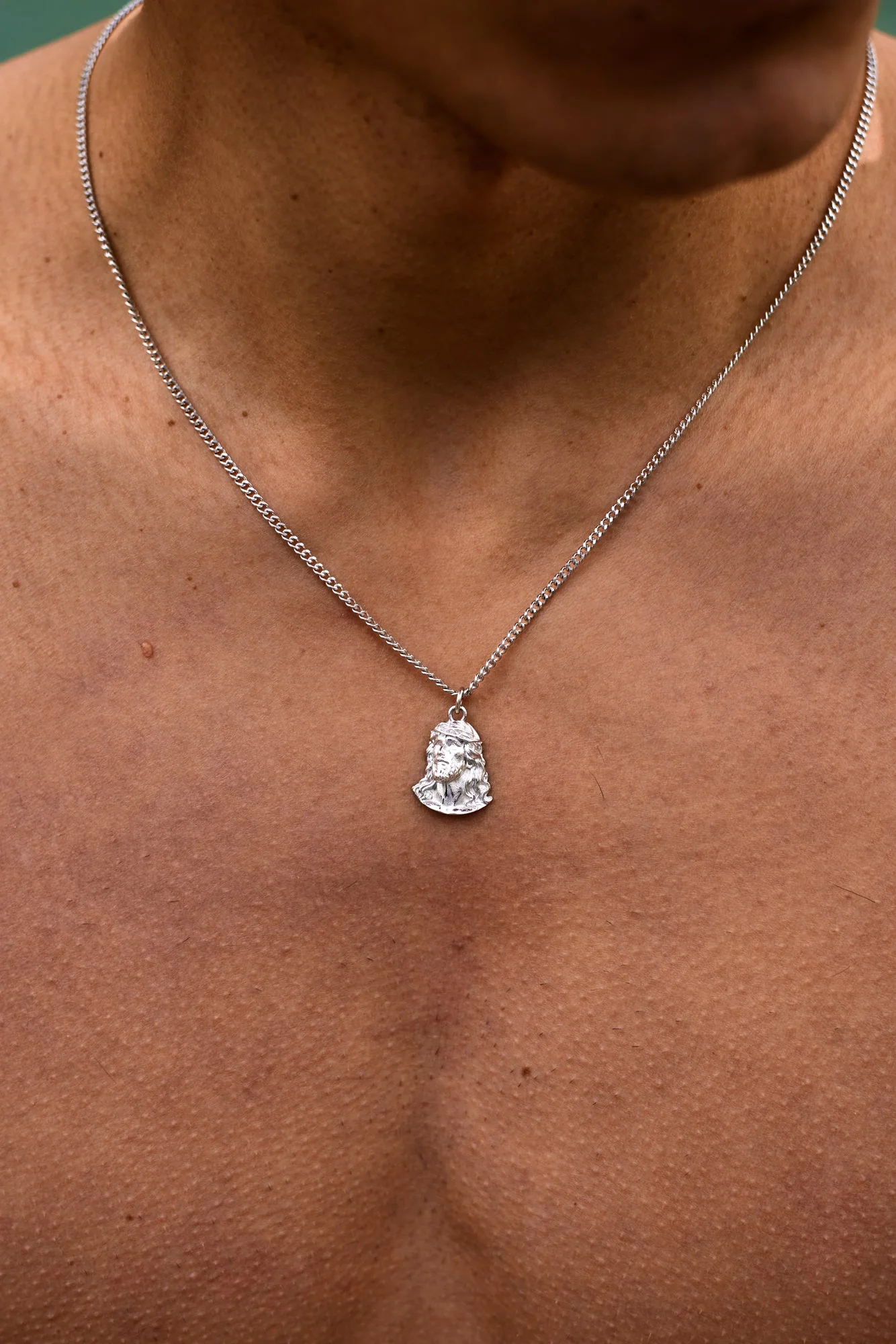 SAINT NECKLACE - Image 4
