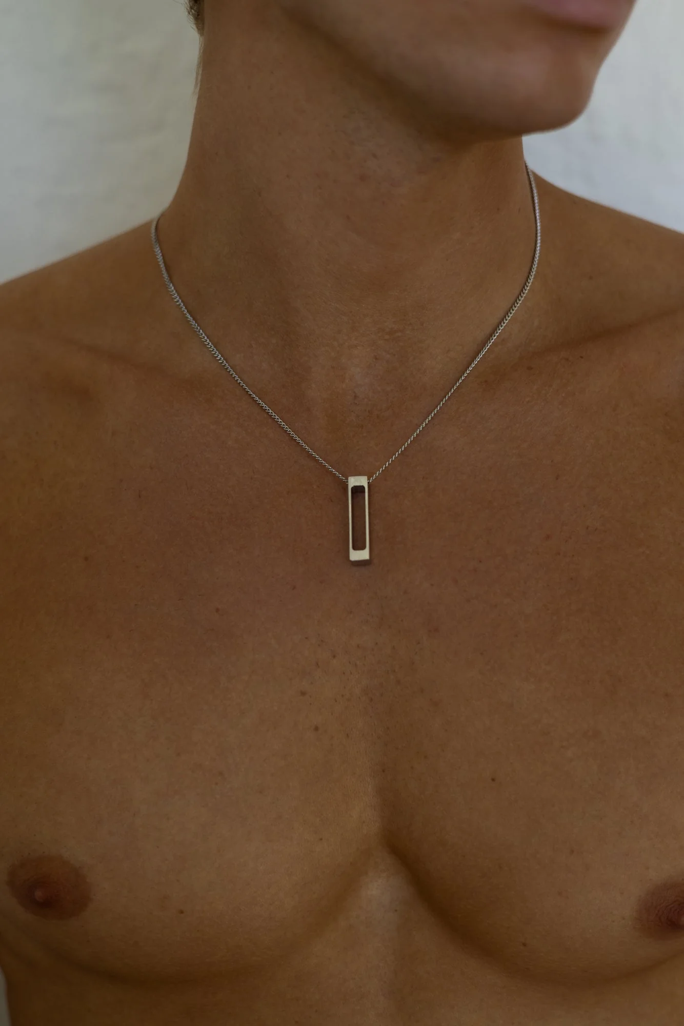 TUNNEL NECKLACE - Image 4
