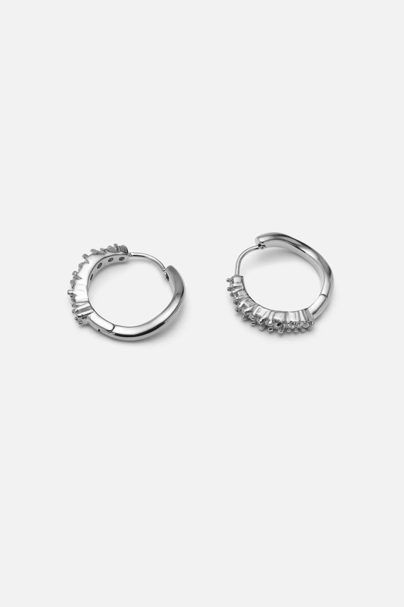 WAVE EARRINGS - Image 3