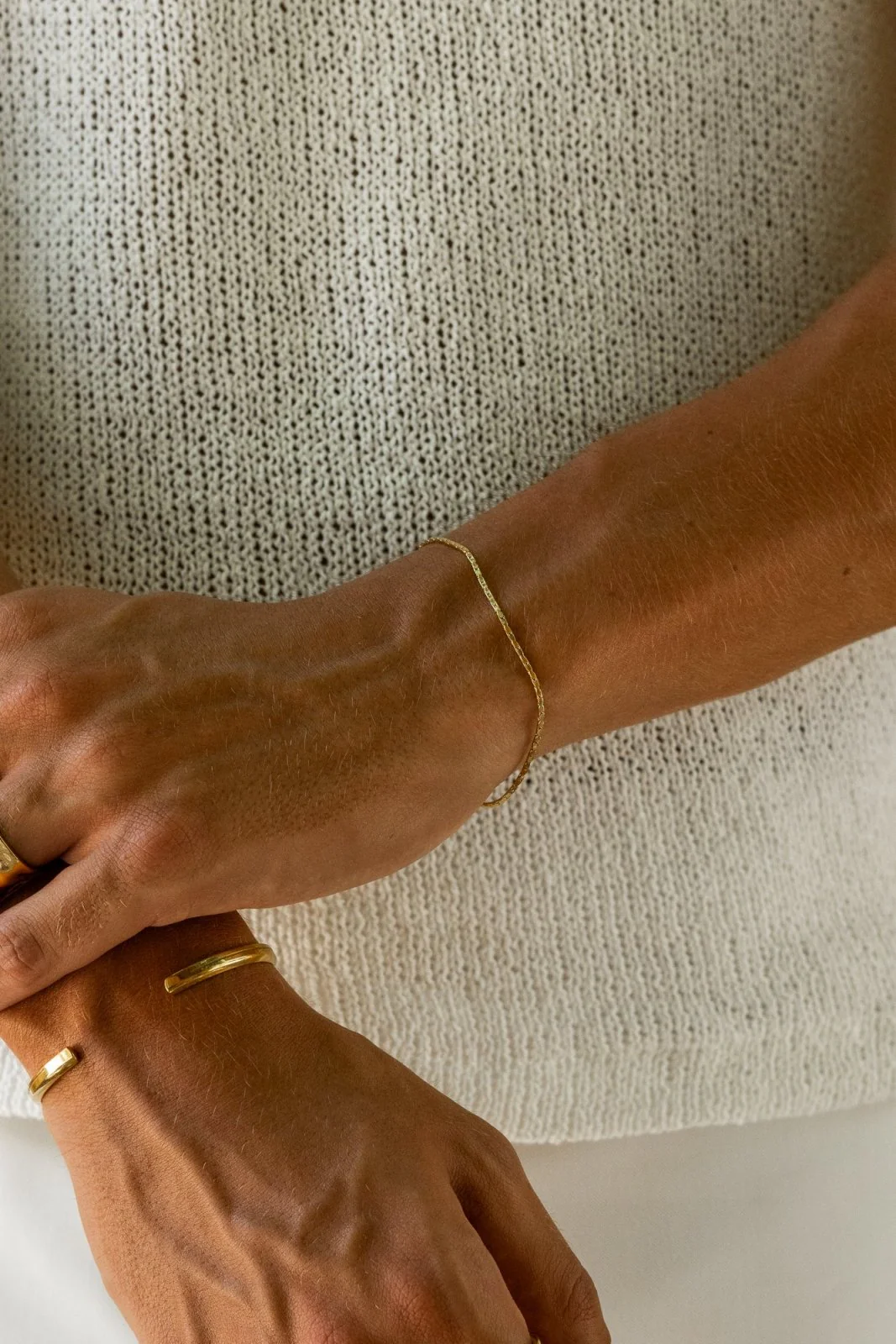 WIRE BRACELET - Image 4