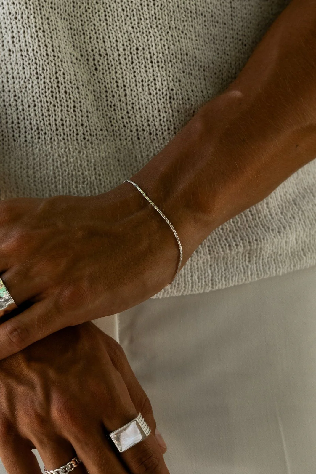 WIRE BRACELET - Image 4